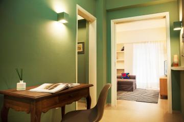 Elegand,fully equipped apt under the Acropolis