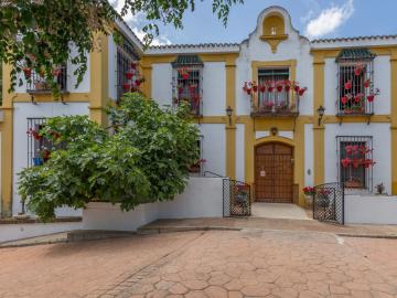 Modern Villa in Priego de Cordoba with Private Pool