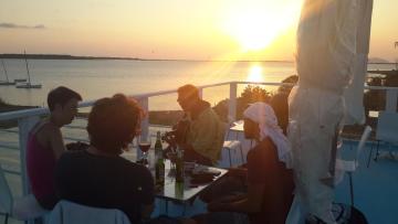 STAGNONE KITESURF VILLAGE