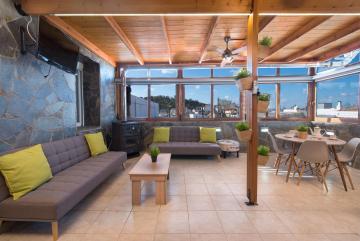 Sioutis House