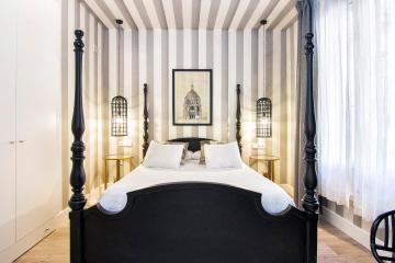 Central Deluxe Apartments by Apolo Homes