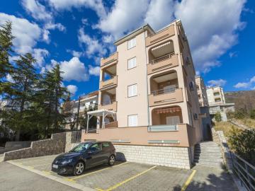 Colour Apartments