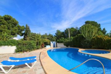 Villa Robert, totalmente independiente piscina comunitaria