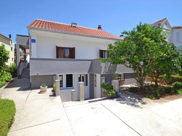 Apartment Mičić