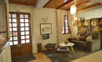 Hotel Tres Carabelas