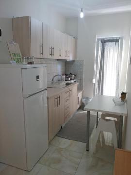 Istos Apartment 4