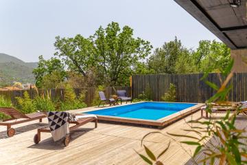Apartment Ares - private swimming pool
