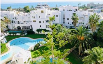 Estupendo apartamento reformado con vistas al mar!