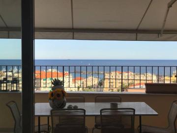 AMAZING SEAVIEW TERRACE