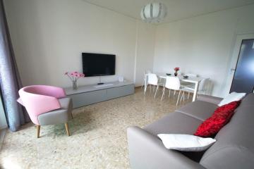 Cà Rosa apartment canal view