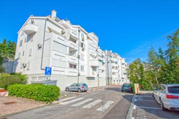 Apartment ZEKI