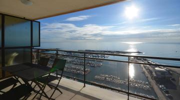 Apartamento sobre el Puerto
