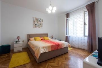 T&M Apartment, free parking in the Old town