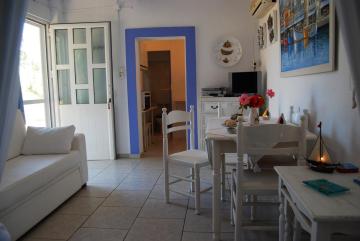 KILLINI COTTAGE STUDIO the small cyclades