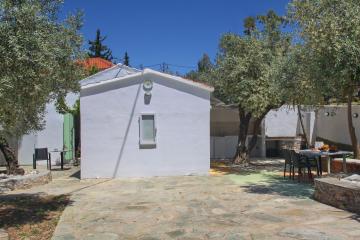 Liogerma Cottage