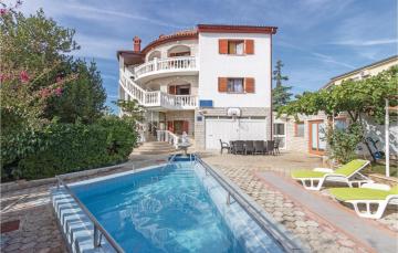 Stunning home in Pula with 8 Bedrooms, Sauna and Outdoor swimming pool