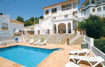 Awesome home in Monda with 3 Bedrooms, WiFi and Outdoor swimming pool