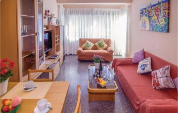 Nice apartment in Pineda de Mar with 3 Bedrooms and WiFi