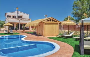 Beautiful Home In Son Serra De Marina With 4 Bedrooms, Wifi And Swimming Pool