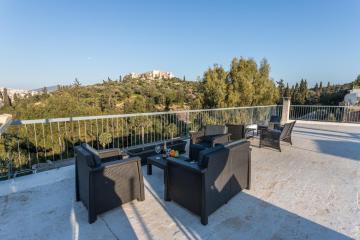 Acropolis Luxury Iris by GK Properties