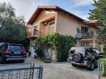 Jeli Apartments