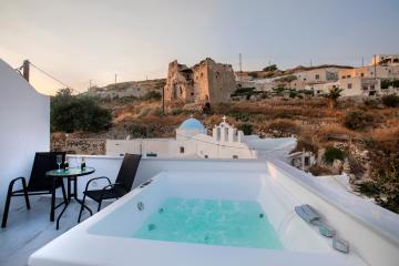 BlackStone Luxury Suites