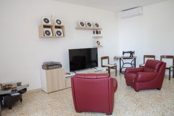 Donna Nunzia Home