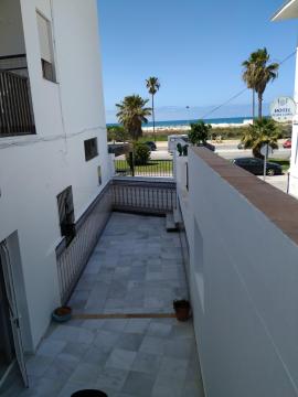 Apartamento primera linea con terraza, consultar disponibilidad de aparcamiento
