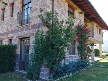 Casa rural LLOSA Planta PRIMERA y Planta BAJA