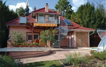Bella Pool House Balatonakarattya Strand 800 méter