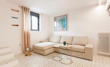 Athos 18 KOLONAKI SQUARE CENTRAL!!!