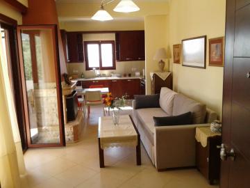 Avia, house with privillaged view, 100 meters from the sea
