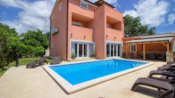 Wonderful villa Katarina with pool and jacuzzy sea view
