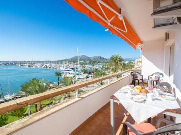 Apartment Antonia Sea Views by Interhome