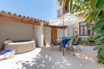YupiHome Ca N'Antonia Apartment Family only, youth groups not allowed