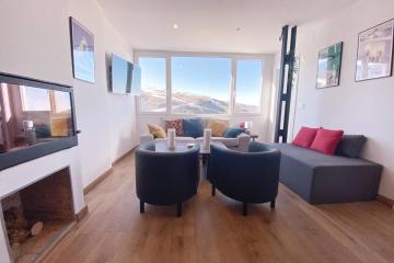 Edel1 - PRIME LOCATION WITH GREAT VIEWS + PARKING