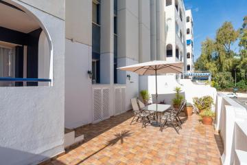 Virginia Beach & private terrace by ELE Apartments