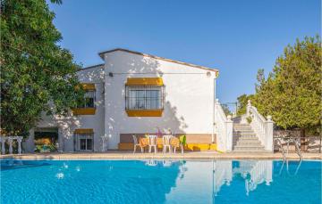 Stunning Home In Tomares With 7 Bedrooms, Outdoor Swimming Pool And Swimming Pool