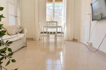 Apartamento suite San Roque. Street Lecha Marzo.