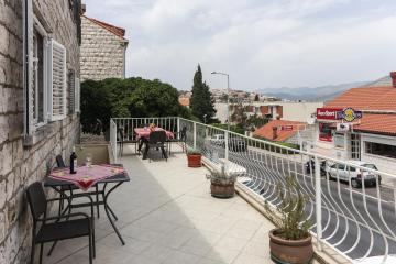 Apartments Sisic