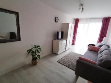Pearl Apartment