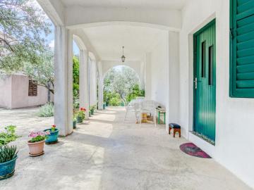 Simplistic Apartment in ibenik near Sea Beach