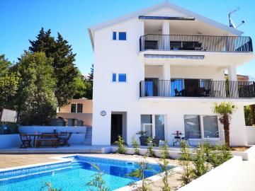Villa Vai