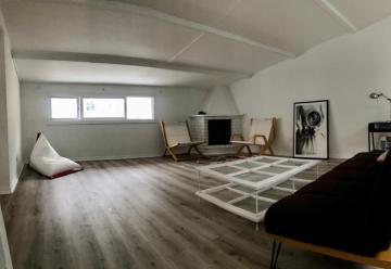 BUHARDILLA LOFT MUY CÉNTRICA, a 50 m de MARIA PITA y del puerto
