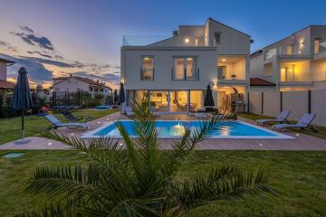 Villa Eni West