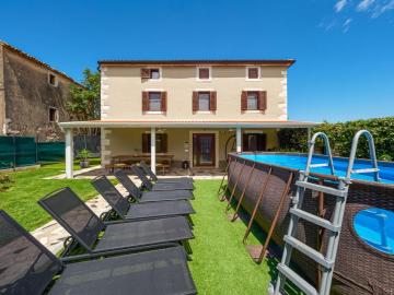 Holiday Home Villa Mala Petra