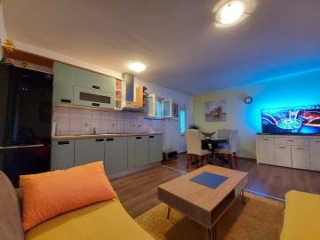 Apartment Ruzmarin