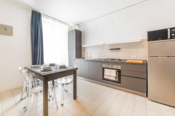 Roomy Apartments close to Subway M5!