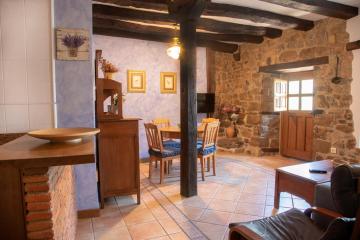 APARTAMENTOS LA COTERA - Barrio de CAMBARCO
