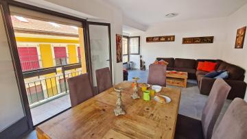 Attractive City Center Apartment